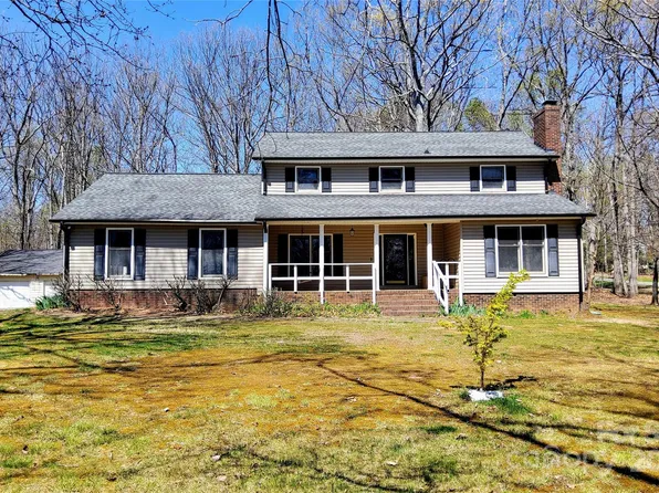 2981 Oak Ridge Cir, Lincolnton, NC 28092