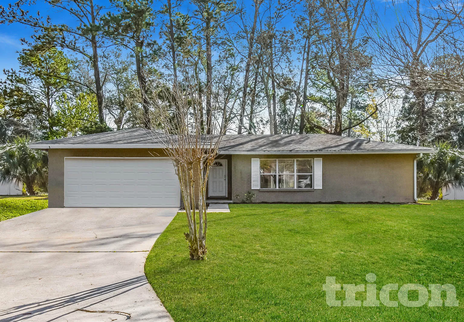 7927 Rondeau Drive E Jacksonville FL — Photo 1