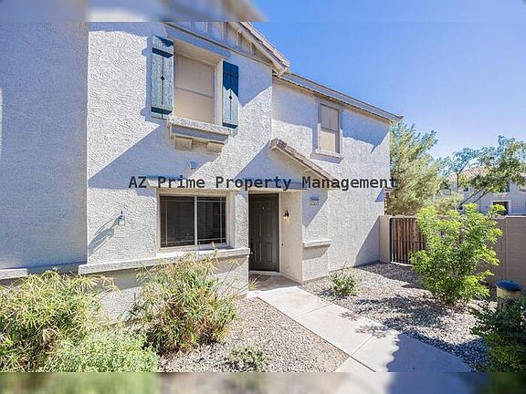 2nd image of 2853 E Dunbar Dr