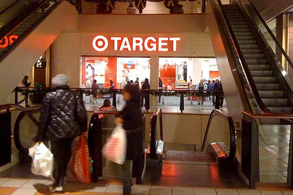 Rented by Chris Stewart, LREB | media 19