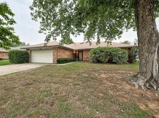 1308 Aquarius Rd, Edmond, OK 73003