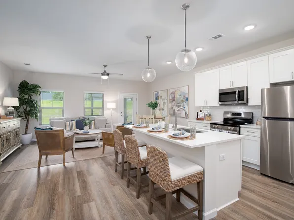 Whisper Creek Village