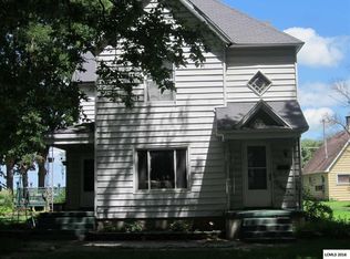 521 N Mason St, Mason City, IL 62664