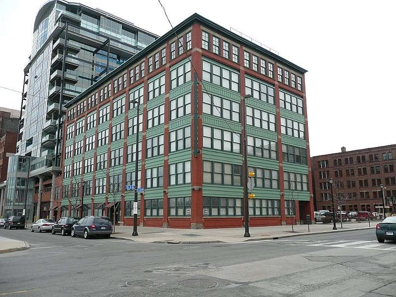1st image of 1211 W 9th St APT 501