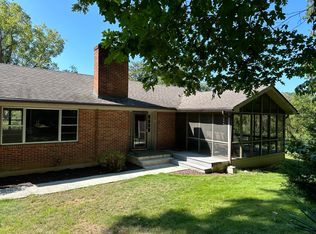 5220 Lipps Rd, Roanoke, VA 24018