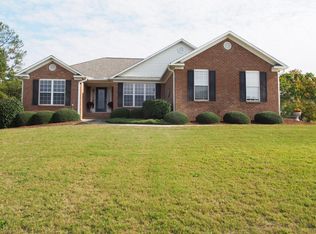 340 Queens Cove Way, Whispering Pines, NC 28327