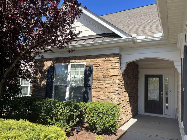 836 Blackfriars Loop, Cary, NC 27519