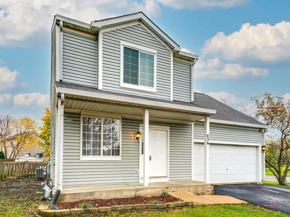 426 E Quaker Hollow Ln, Round Lake Beach, IL 60073