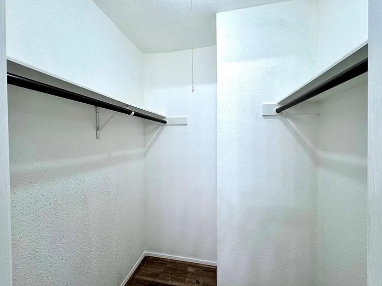 9901 Sharpcrest St #M6 — Photo 21