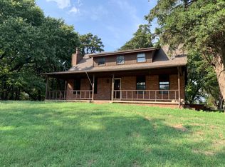 820 E Robertson Rd, Enid, OK 73701