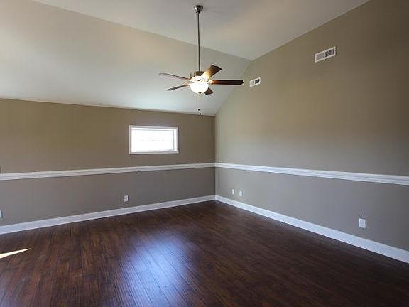 2nd image of 63 Magnolia Pl Lot 63
