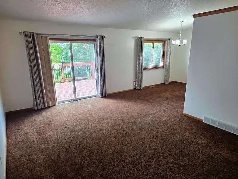 5310 Brookview Dr — Photo 11