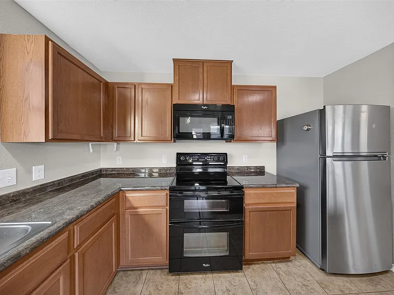 9001 Bird Brook Ln — Photo 13