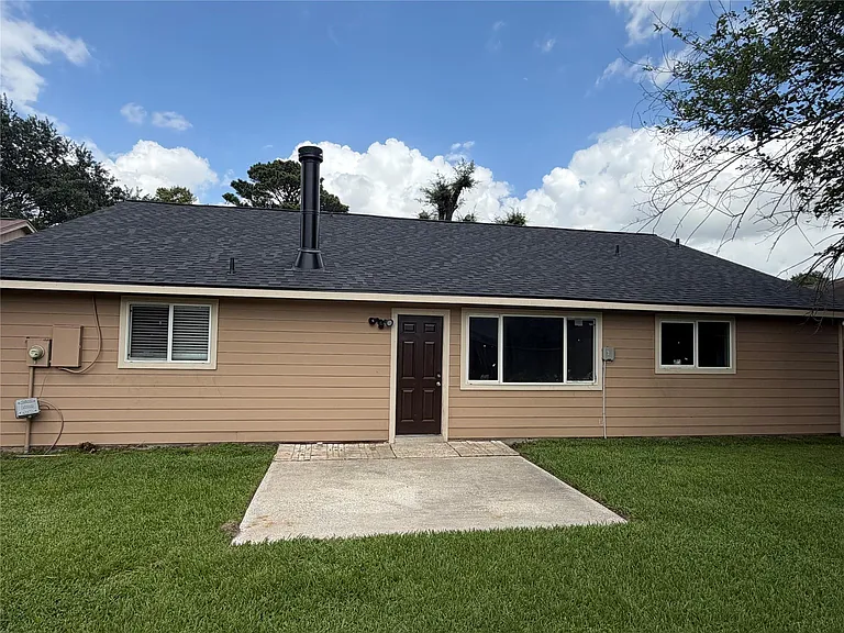 11811 Spruce Mountain Dr — Photo 3