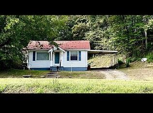 5037 E Main St, Erin, TN 37061