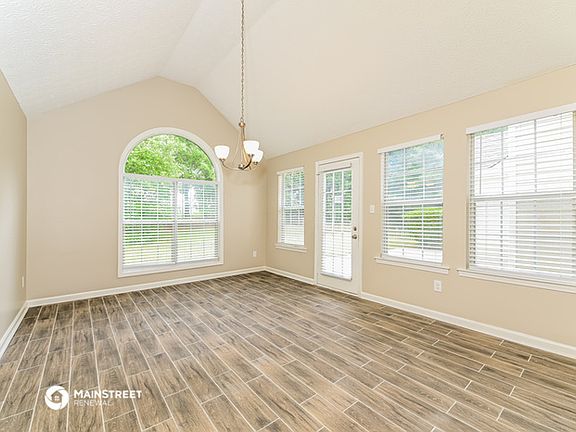 5th image of 103 Stoney Brook Way