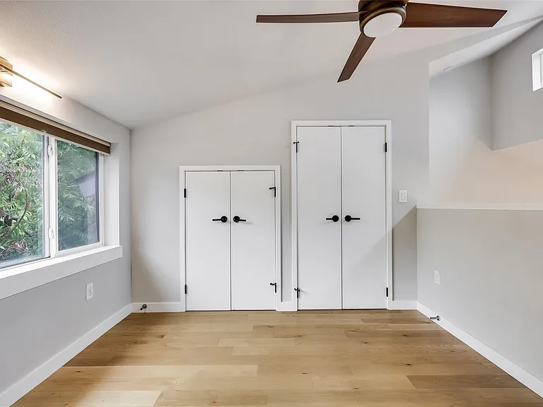 913 Duncan Ln #203 — Photo 17