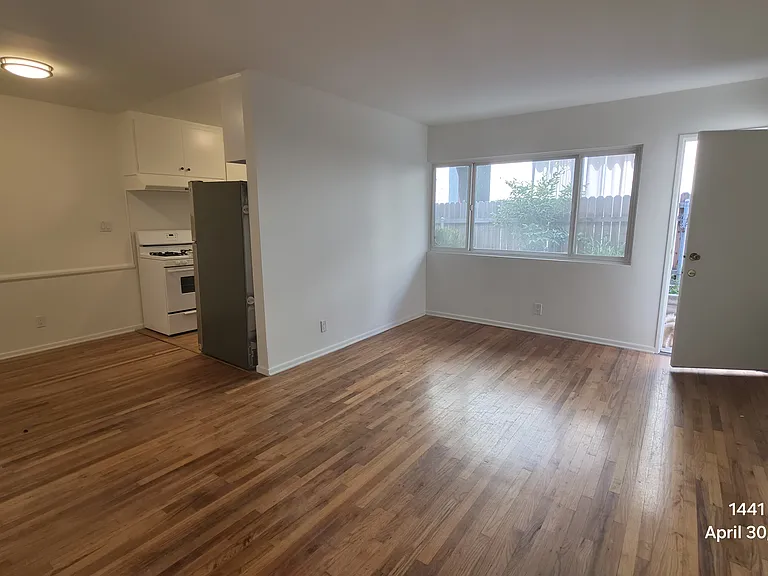 1441 Euclid St #2 — Photo 4