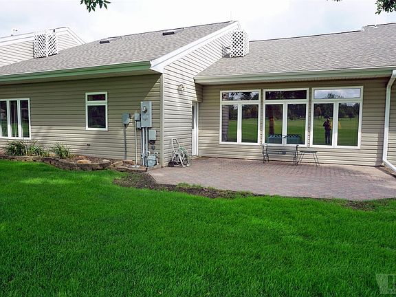 2nd image of 1408 Meadows Townhomes Ln
