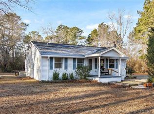 628 Tc Jones Rd, Raeford, NC 28376