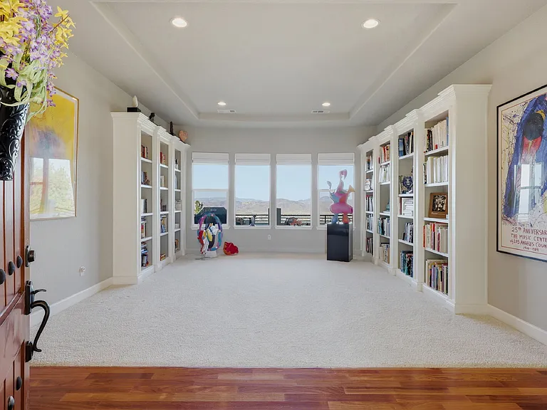 5940 Cour Saint Michelle — Photo 10