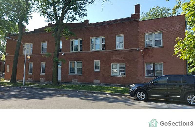 2nd image of 5700 S Wolcott Ave APT 2F