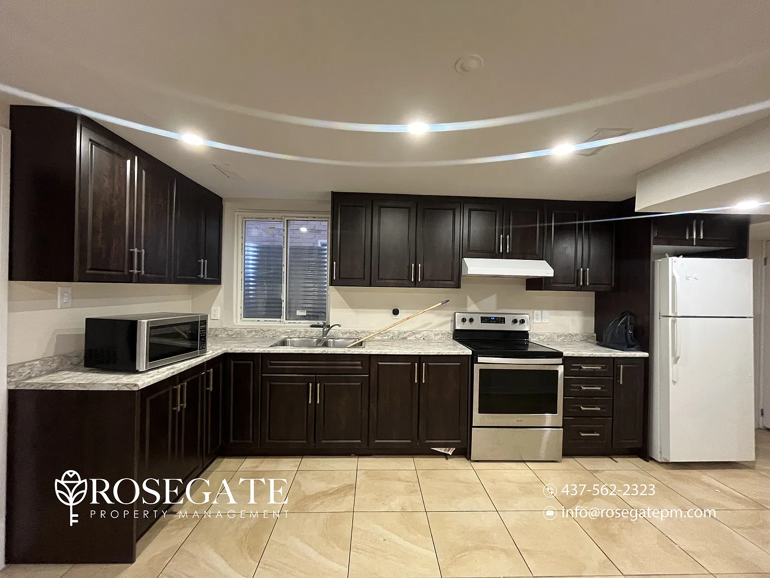 71 Crumlin Crescent Brampton — Photo 2