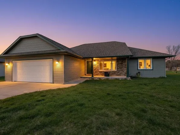 2137 Klondike Road, Green Bay, WI 54311