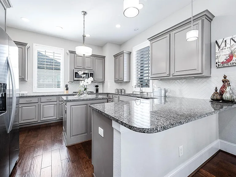 11027 Acorn Falls Dr — Photo 20