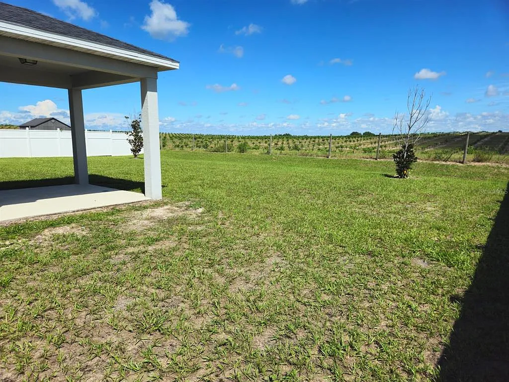 4 bed, 2.0 bath, 1696 sqft, $1,900 — Photo 4