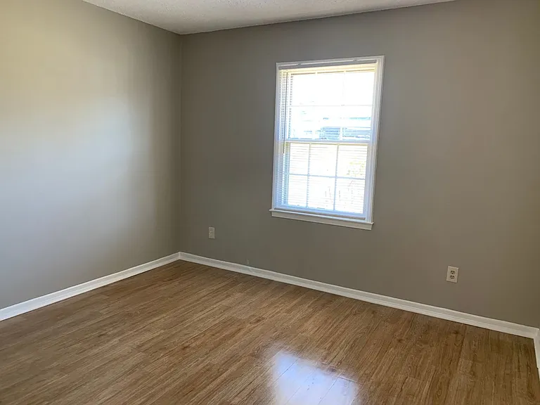2900 Glen Hollow Rd — Photo 22