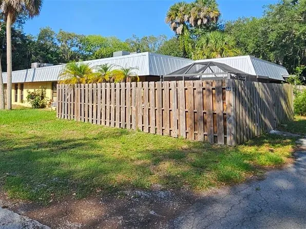 2201 SW 28th St APT 46, Okeechobee, FL 34974