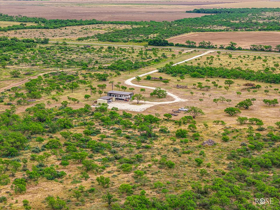 1st image of 5775 N Fm 1692