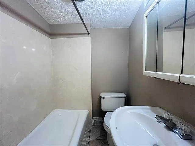 442 Westwood Dr — Photo 12