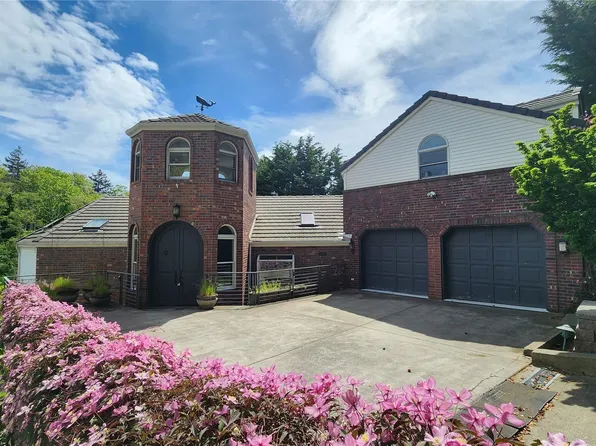 1535 Magnolia Blvd W, Seattle, WA 98199