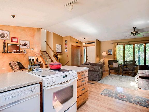 4th image of 8393 Marylane Ave N