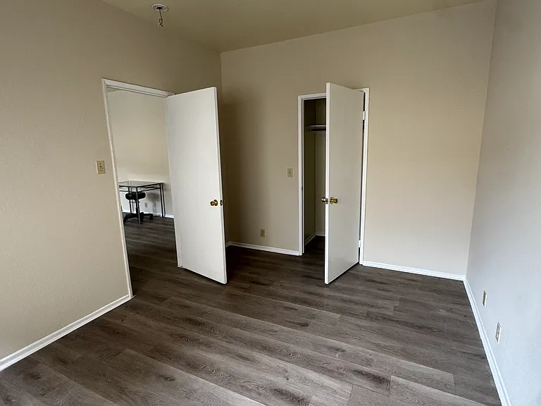 2209 Crenshaw Blvd #106 — Photo 7