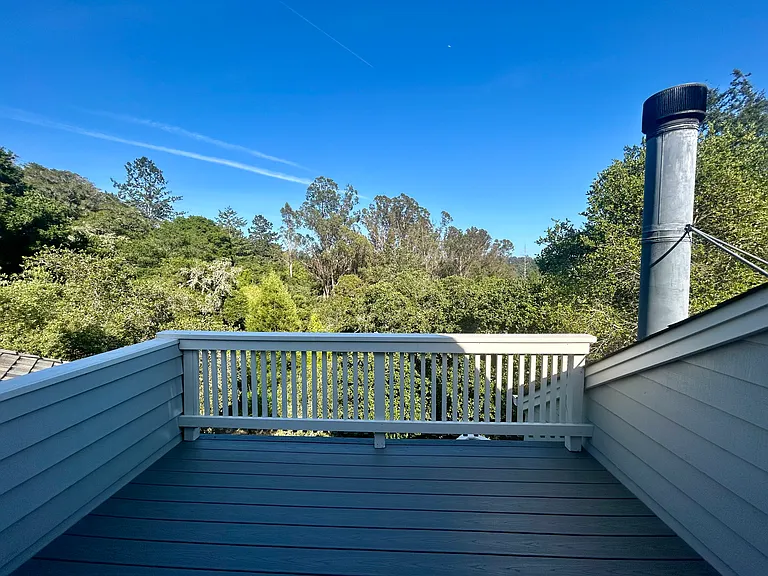 806 Isbel Ct — Photo 25