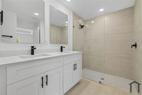 835 Palomino St E — Photo 22