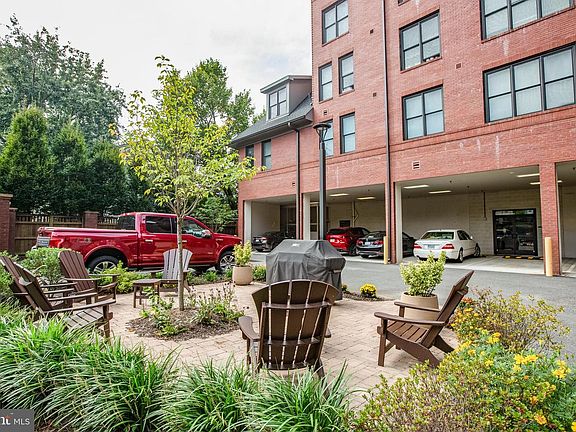 5th image of 1107 S Walter Reed Dr #503