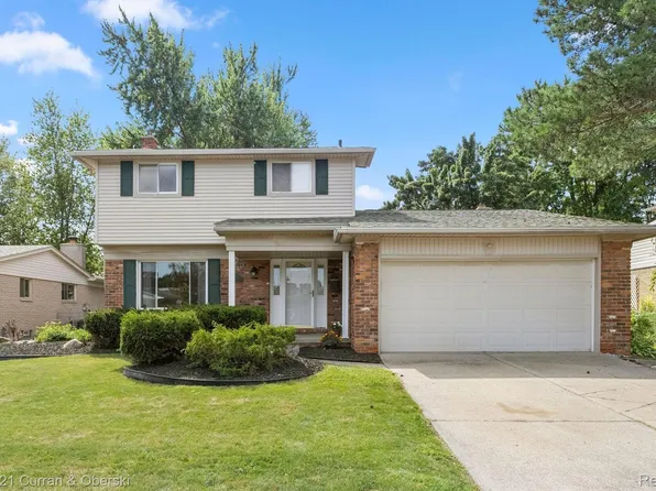 19466 Coventry Dr, Riverview, MI 48193