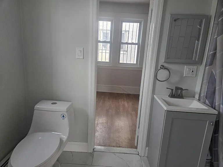 1149 S Orange Ave #3 — Photo 5