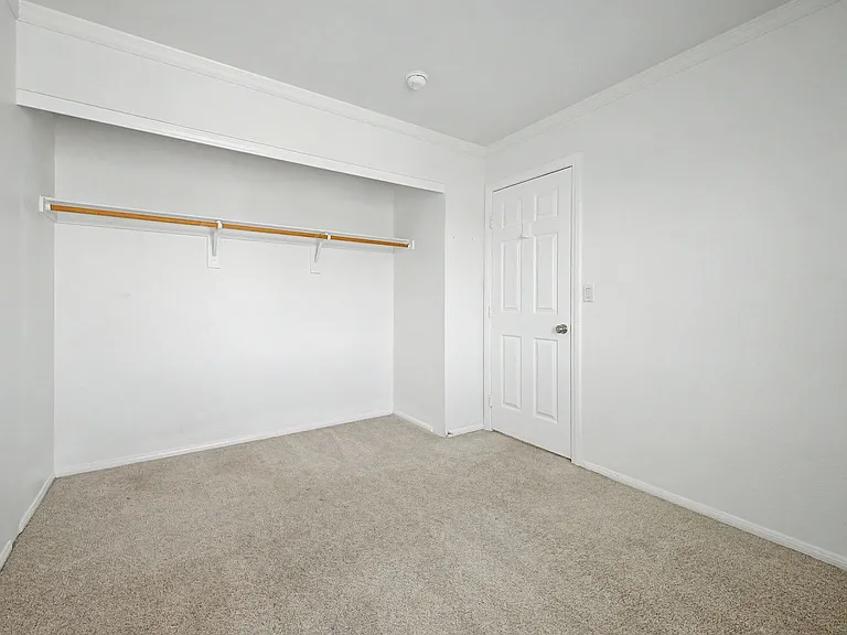 10547 Lilac Tree Ave — Photo 22