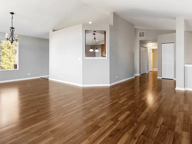 1638 Fredericksburg Ln #1638 — Photo 4
