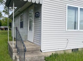 1716 Dewey St, Anderson, IN 46016