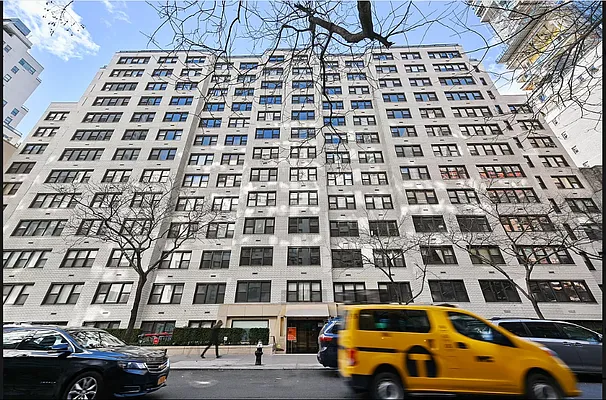 Rented by Manhattan Realty Group | media 5