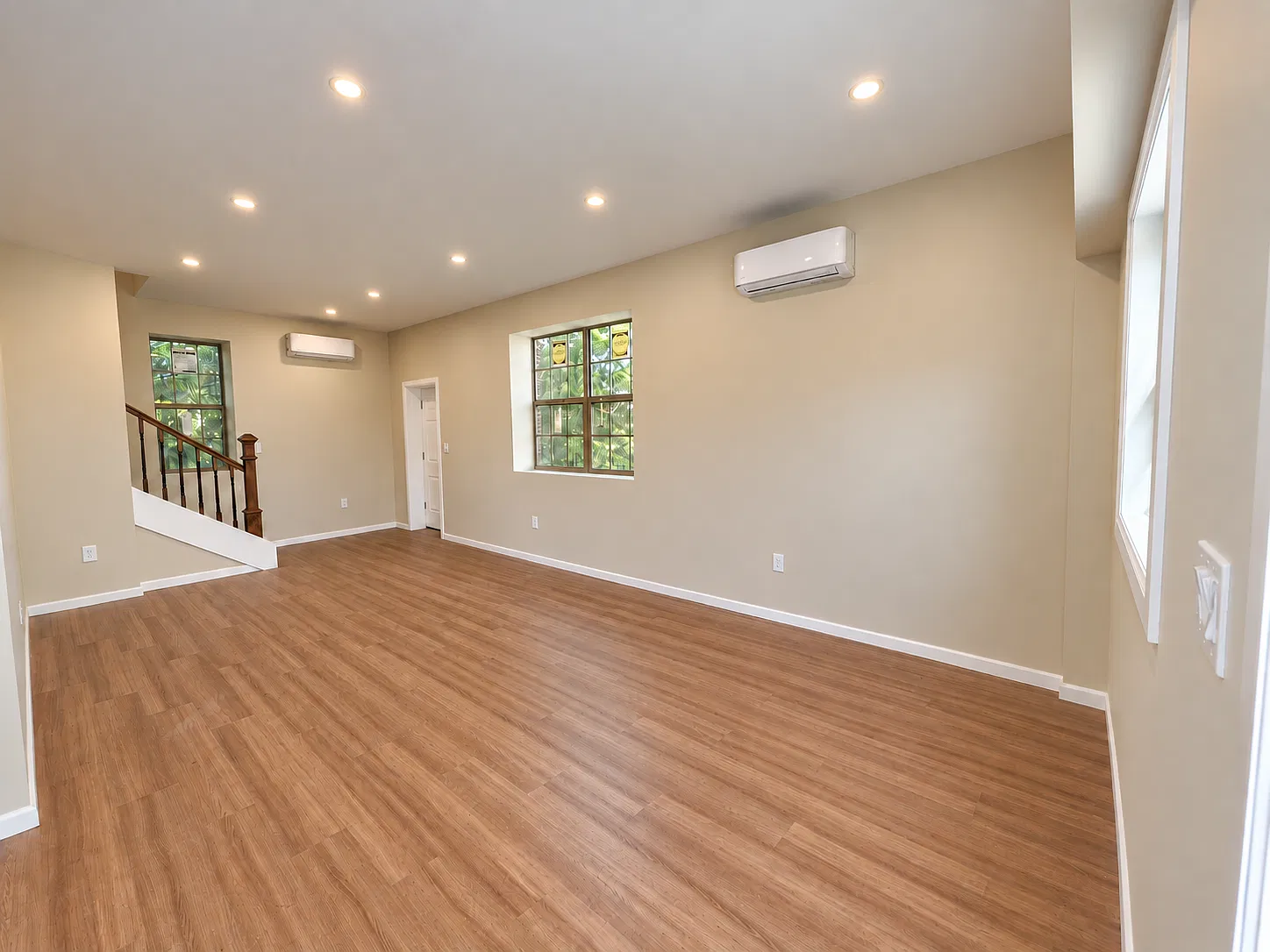 3 bed, $2,195 — Photo 4
