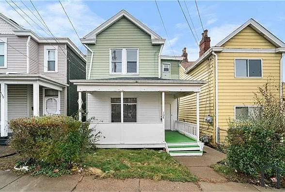 4 bed, 141 sqft, $1,600 — Photo 1