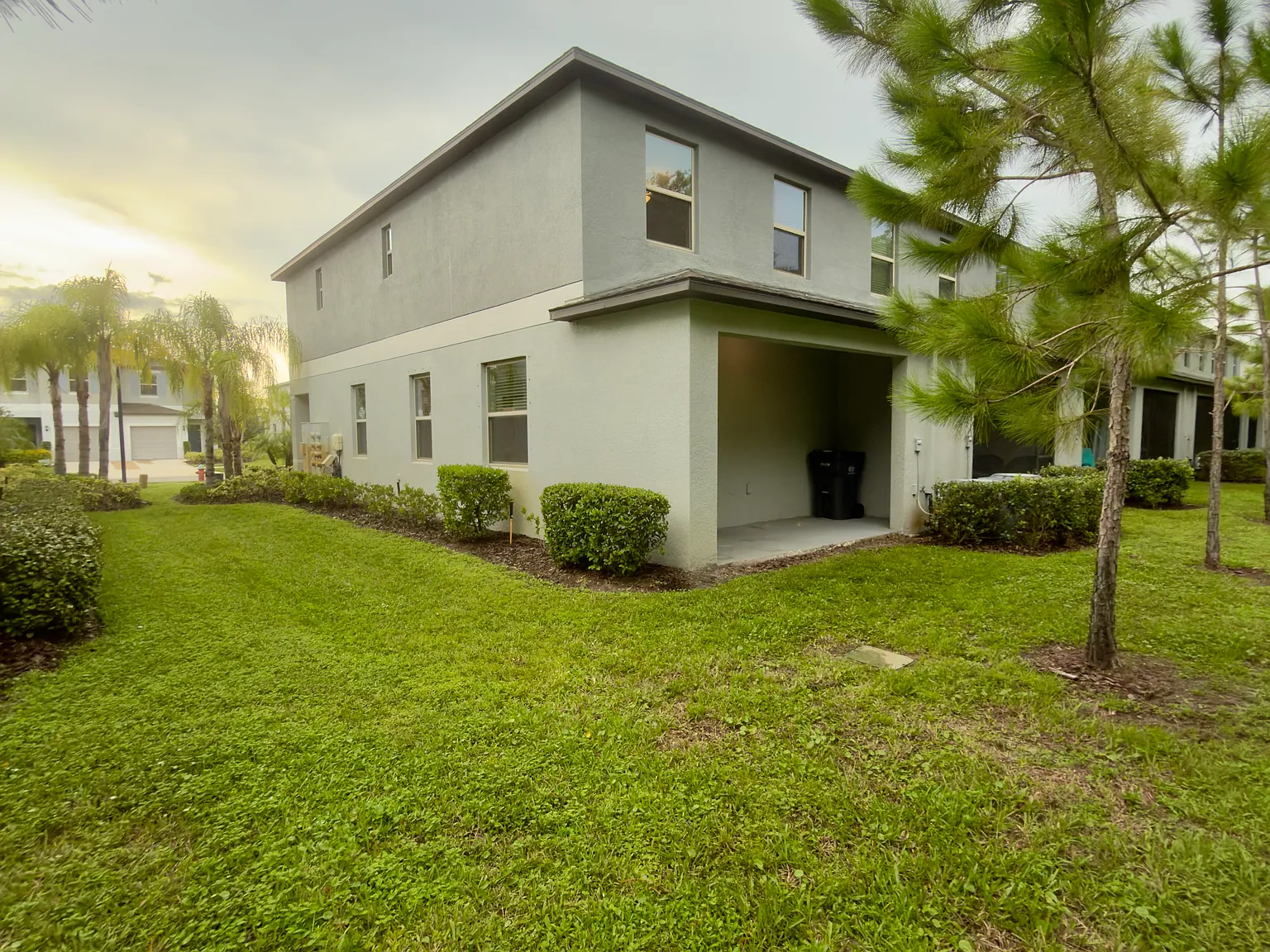 2 bed, 2.5 bath, 1541 sqft, $2,100 — Photo 3
