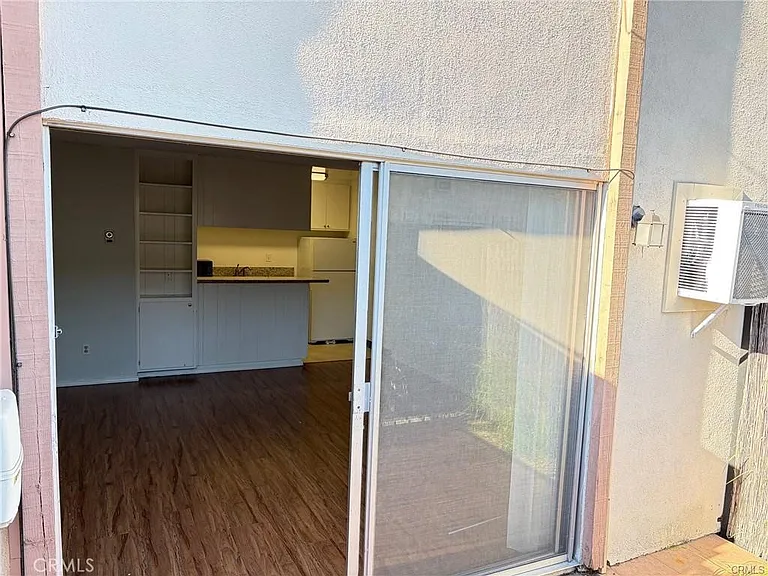 5585 E Pacific Coast Hwy #125 — Photo 21